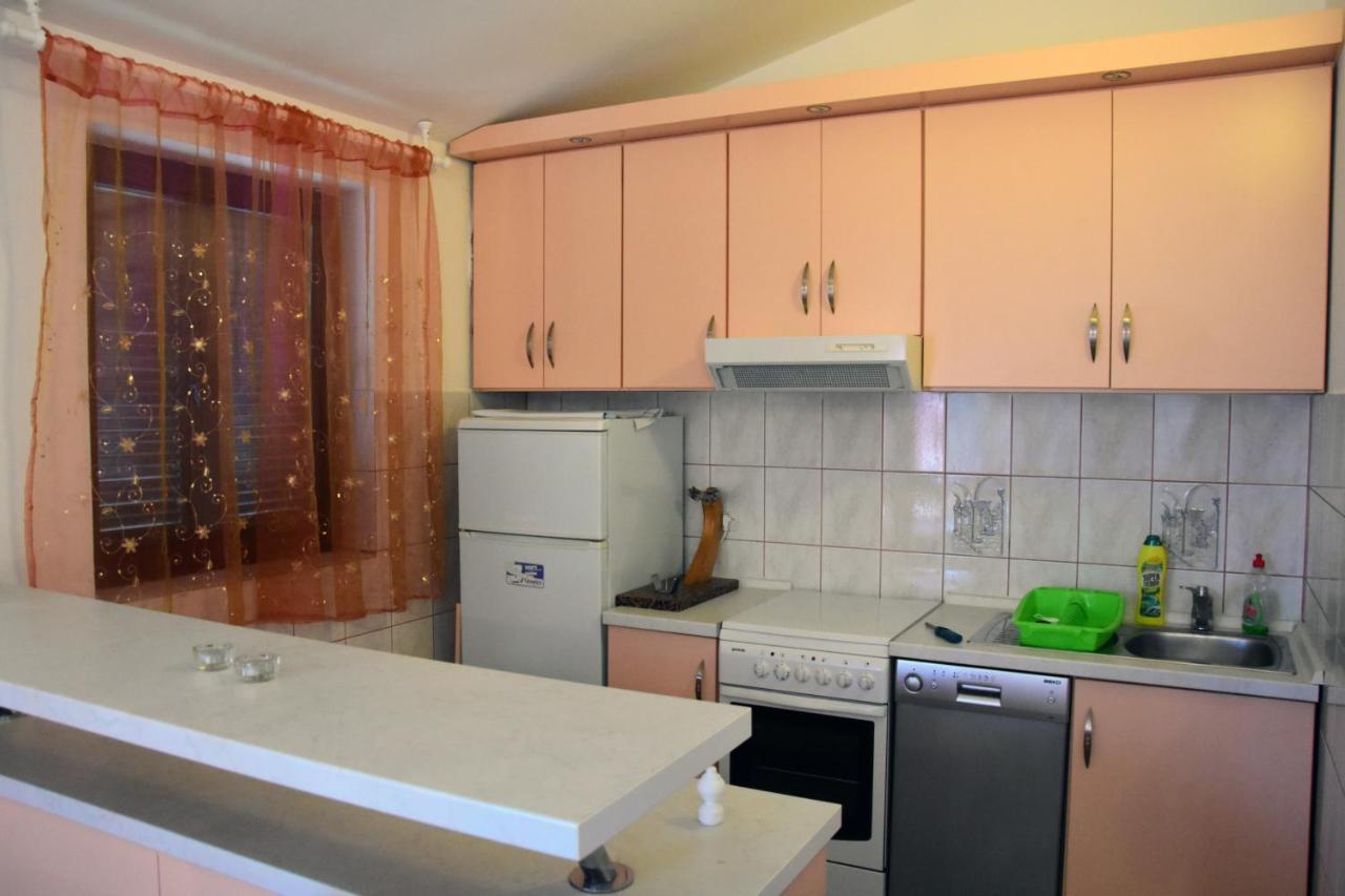 Apartments Zana Vir Dış mekan fotoğraf